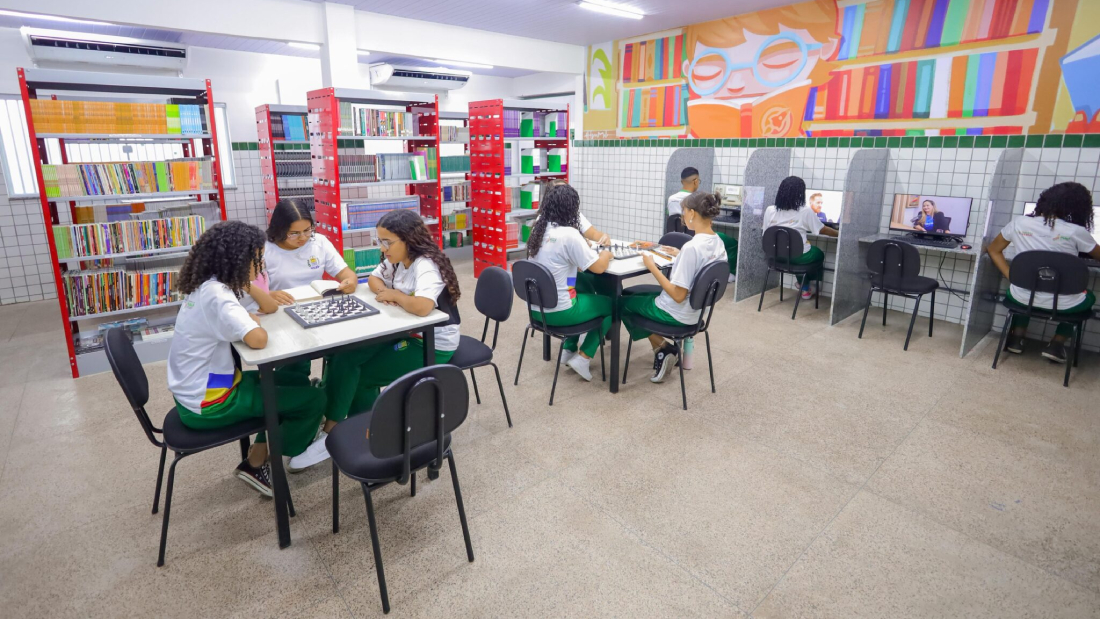 “Lei do padrão mínimo de qualidade”, que garante infraestrutura escolar e condições de oferta, é sancionada